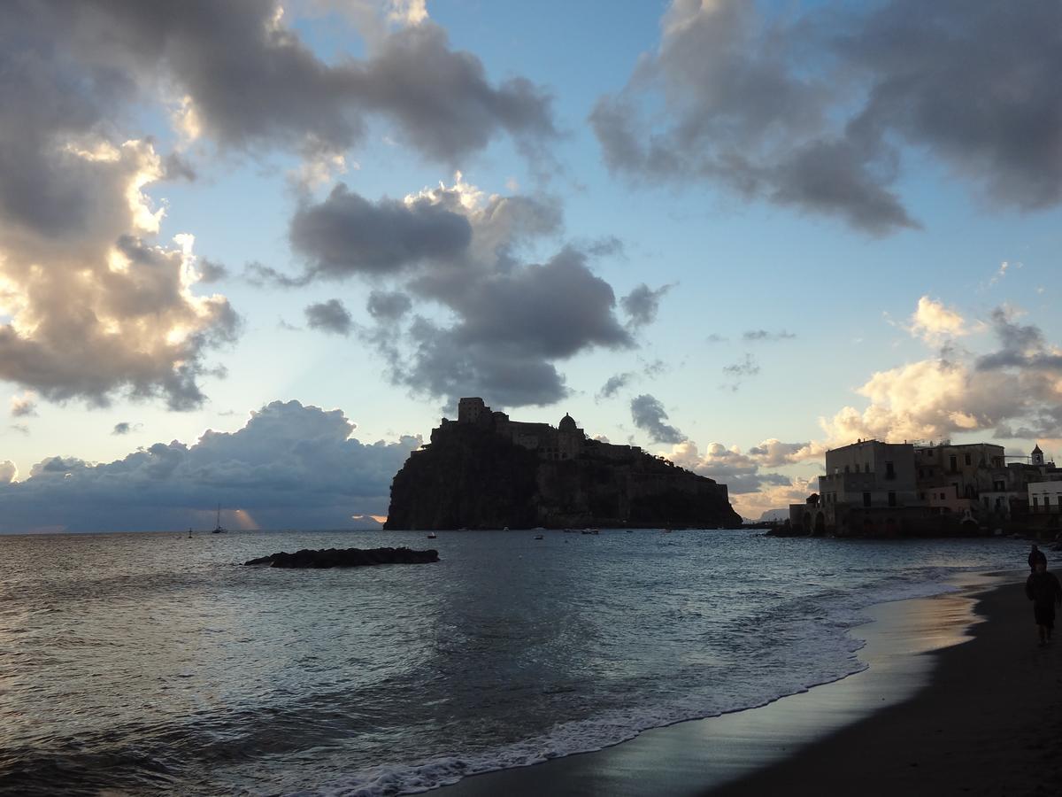 Albergo Il Monastero Ischia Bagian luar foto